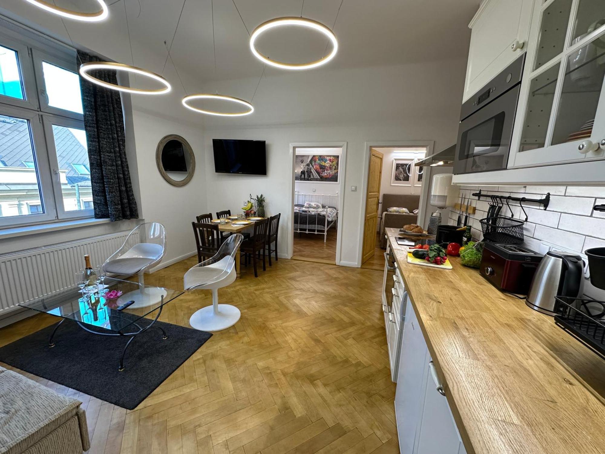 Karlin Oasis 2-Bedroom Apartment Прага Екстер'єр фото