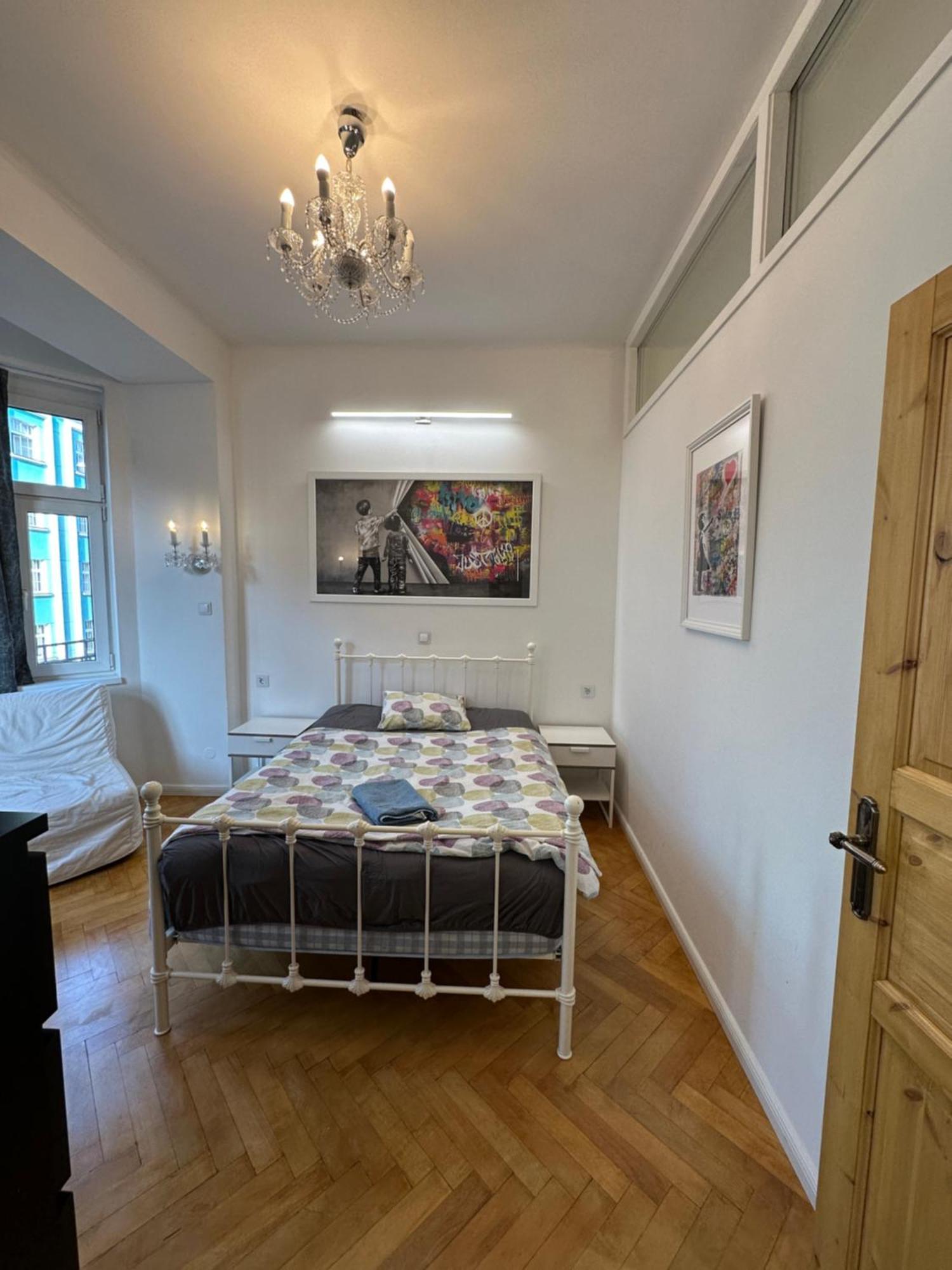 Karlin Oasis 2-Bedroom Apartment Прага Екстер'єр фото